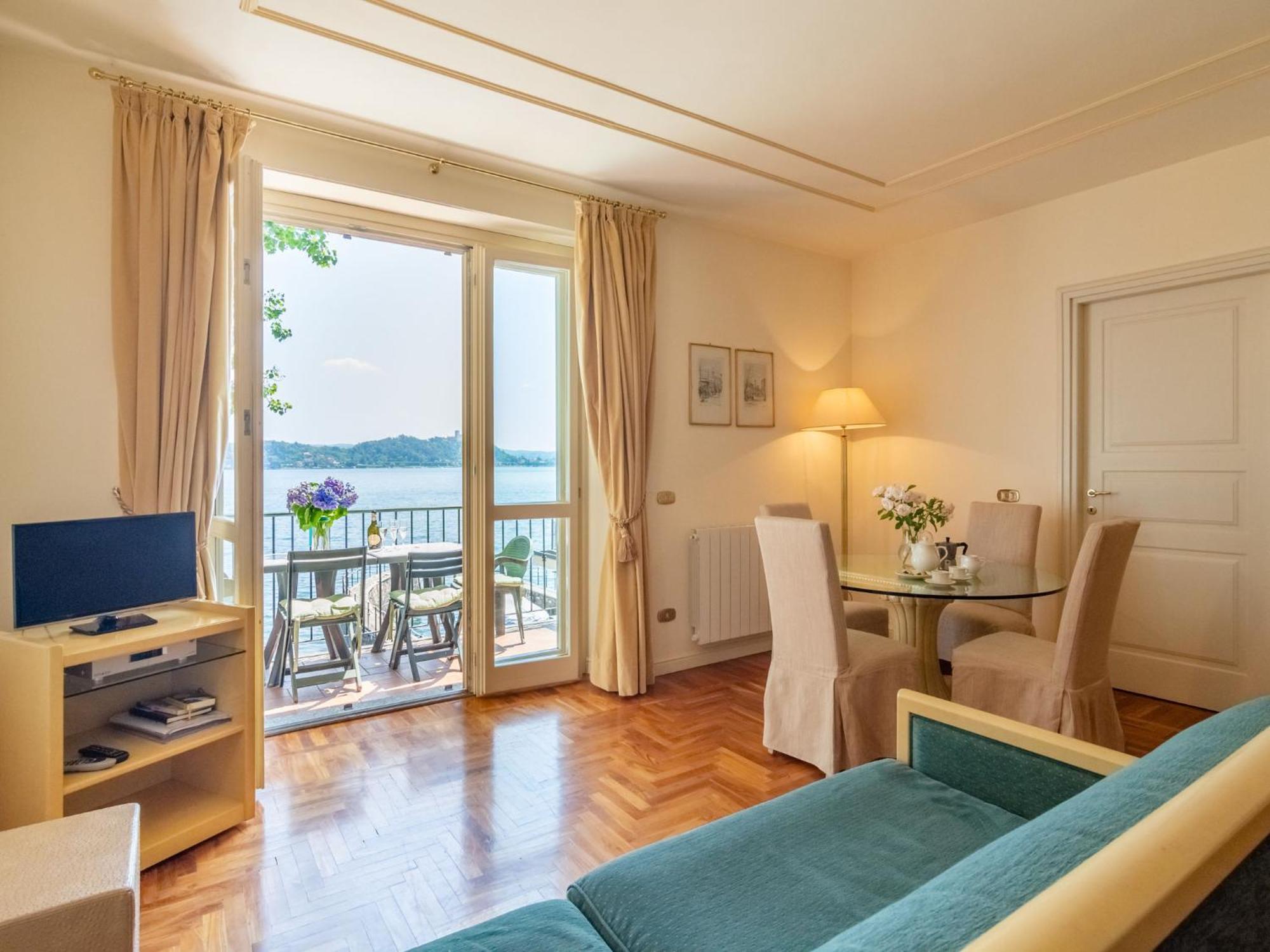 Residence Villa Greta Meina Luaran gambar